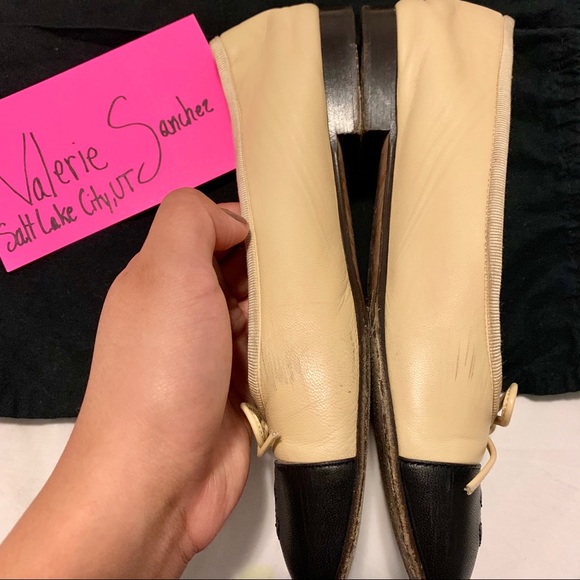(SOLD) CHANEL cream/black toe calfskin flats - Picture 6 of 8